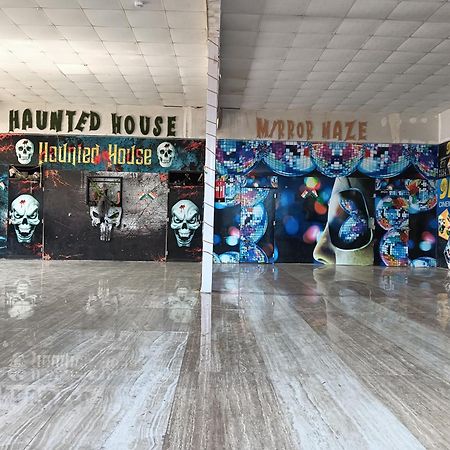 Krishna Fun Land Otel Mathura Dış mekan fotoğraf