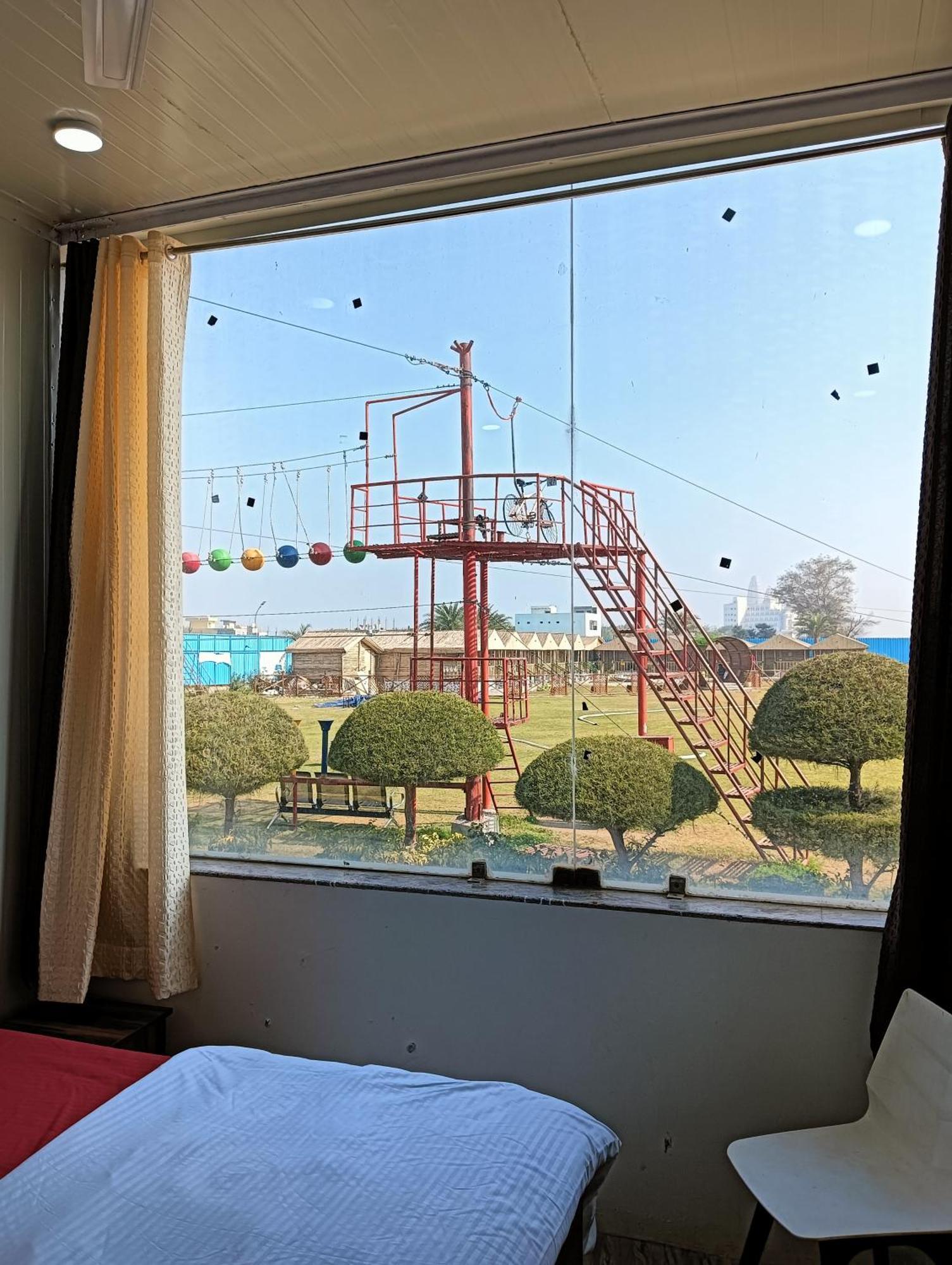 Krishna Fun Land Otel Mathura Dış mekan fotoğraf